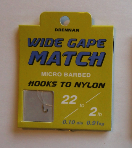 Drennan Wide Gape Match Haken #22gebunden mit 0.10mm 35cm lang in 8er Pack